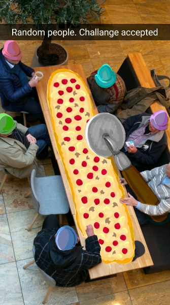  giant-pizza-snapchat.png "title =" giant-pizza-snapchat.png "width =" 335 "height =" 600 