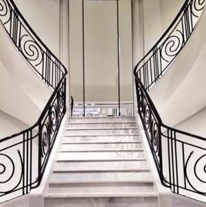  symmetrical-stairs.png "title = "symmetrical-stairs.png" width = "300" style = "width: 300px 