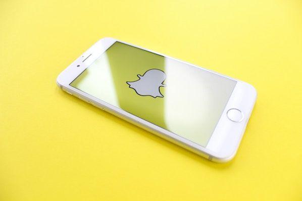 Cómo usar Snapchat: una mirada detallada a la estrategia de Snapchat de HubSpot
 – Veeme Media Marketing